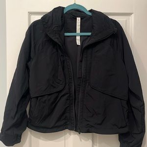 Lululemon Black Cropped Jacket 🖤